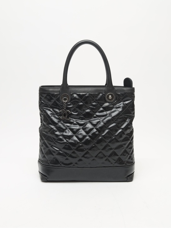 CHANEL Handbags - Authentic - Chanel small Cambon black quilted tote bag